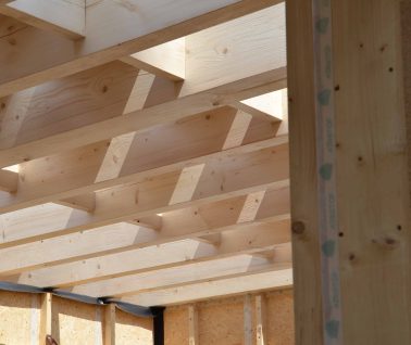 Installation plancher ossature bois